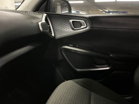Used 2020 Kia Soul S image 26