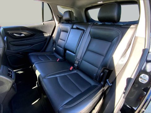 Used 2024 GMC Terrain SLT AWD/4WD image 20