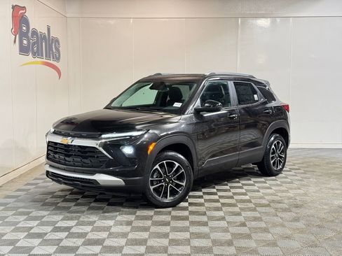 New 2026 Chevrolet TrailBlazer LT w/ Convenience Package AWD/4WD image 2