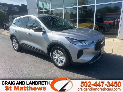 Used 2023 Ford Escape Active FWD image 1