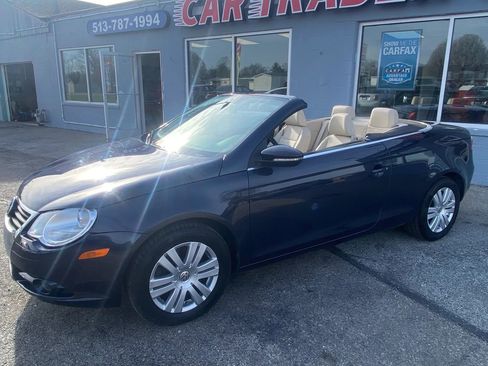 Used 2009 Volkswagen Eos Komfort FWD image 2
