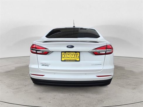 Used 2019 Ford Fusion Energi Titanium image 4
