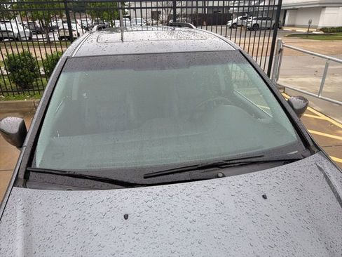 Used 2010 Honda Odyssey Touring image 3