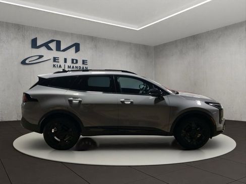 Used 2026 Kia Sportage X-Line w/ X-Line Technology Package image 3