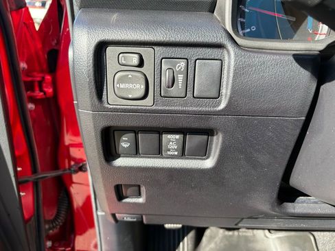 Used 2019 Toyota 4Runner TRD Off-Road Premium image 25