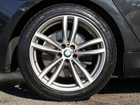 Used 2016 BMW 750i xDrive image 11