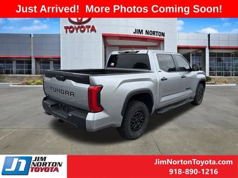 Used 2026 Toyota Tundra SR5 AWD/4WD image 8