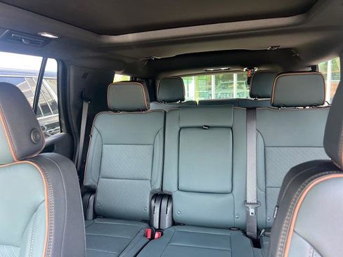 Used 2026 GMC Yukon AT4 w/ AT4 Preferred Package AWD/4WD image 12
