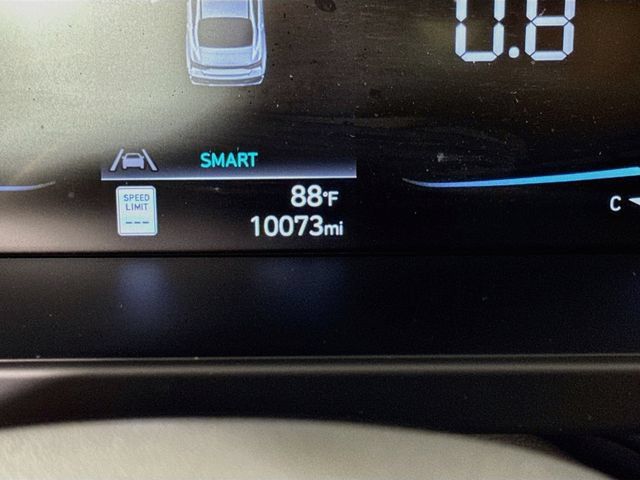 Certified 2025 Hyundai Elantra Sport FWD image 19