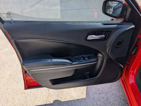 Used 2020 Dodge Charger SXT w/ Leather Interior Group image 11