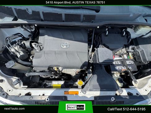 Used 2016 Toyota Sienna Limited Premium FWD image 38