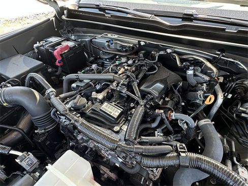 Certified 2025 Toyota Tacoma SR5 image 32