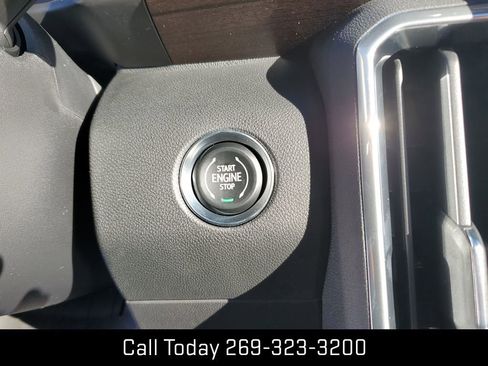 New 2026 GMC Acadia Denali Ultimate w/ LPO, Floor Liner Package image 9