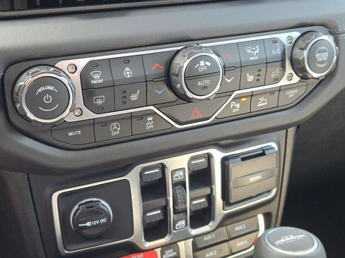 New 2026 Jeep Gladiator Rubicon AWD/4WD image 24