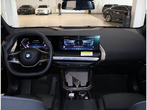 Used 2025 BMW X3 xDrive30i AWD/4WD image 18