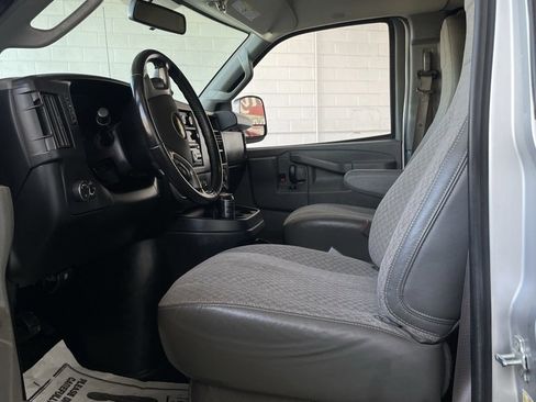 Used 2017 Chevrolet Express 3500 LT w/ LT Preferred Equipment Group image 9
