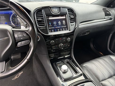 Used 2021 Chrysler 300 S RWD image 27
