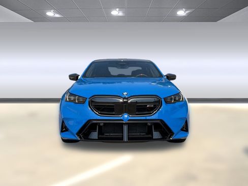 New 2027 BMW M5 w/ Carbon Package AWD/4WD image 5