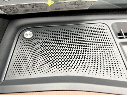 Used 2024 Ford Bronco Outer Banks image 17