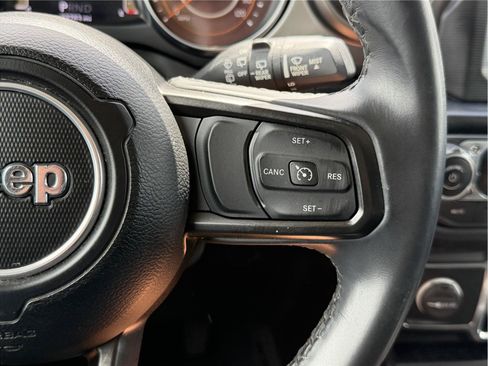 Used 2022 Jeep Wrangler Unlimited Sport AWD/4WD image 21