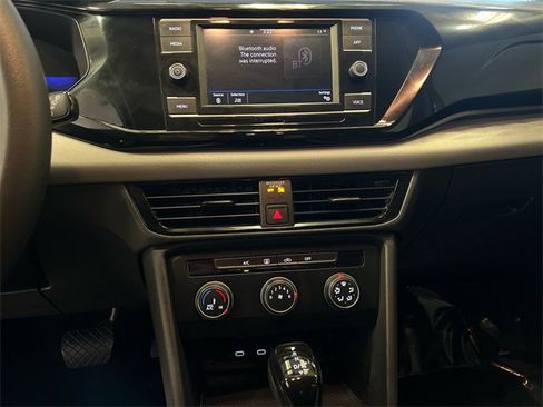 Used 2022 Volkswagen Taos S image 24