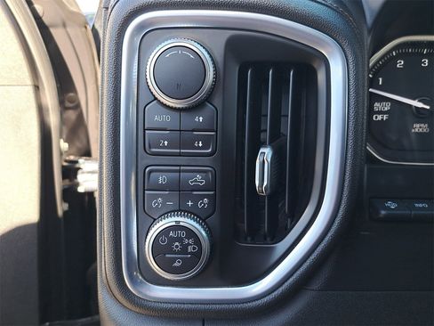 Used 2019 GMC Sierra 1500 AT4 w/ AT4 Premium Package image 29