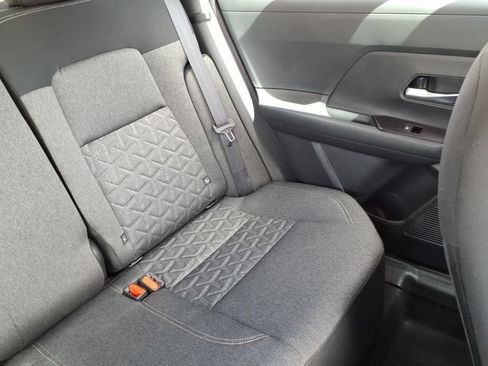 Used 2026 Nissan Kicks SV FWD image 18