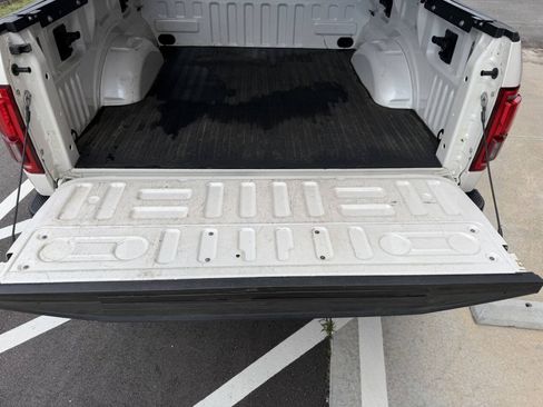 Used 2016 Ford F150 Lariat AWD/4WD image 8