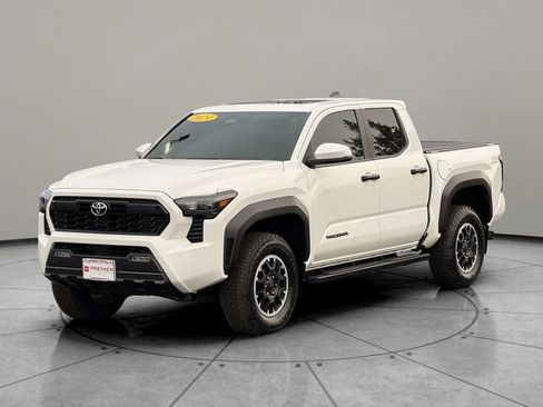 Certified 2024 Toyota Tacoma TRD Off-Road w/ TRD Off Road Upgrade Package image 2