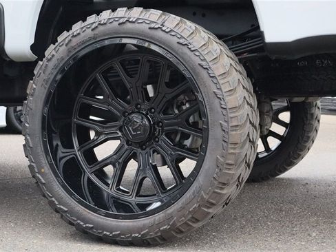 Used 2025 Ford F350 Platinum w/ Platinum Plus Package AWD/4WD image 42