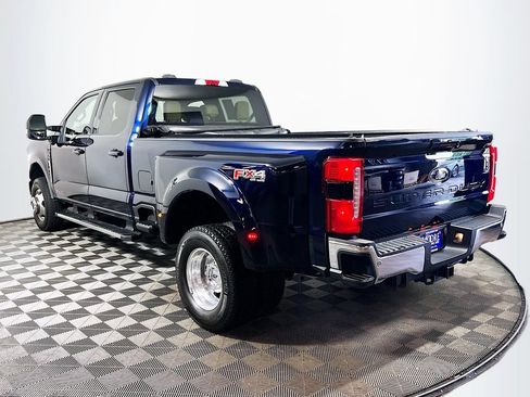 Used 2025 Ford F350 Lariat w/ FX4 Off-Road Package AWD/4WD image 5
