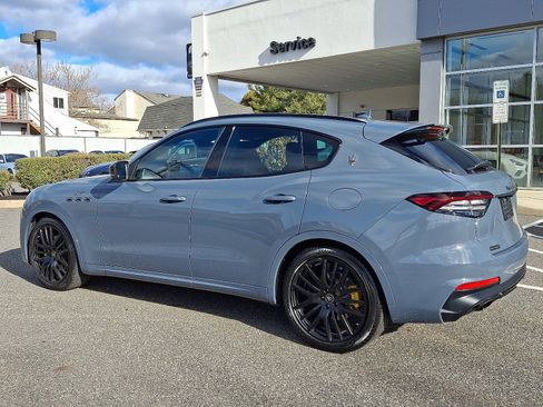 Used 2022 Maserati Levante GT image 5