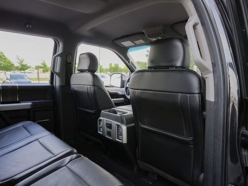 Used 2015 Ford F150 Lariat image 37
