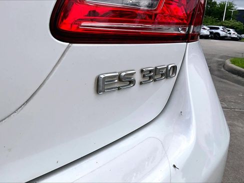 Used 2011 Lexus ES 350 FWD image 27