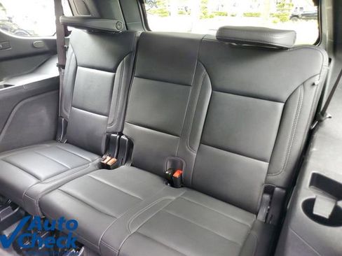 Used 2025 Chevrolet Tahoe Z71 AWD/4WD image 12