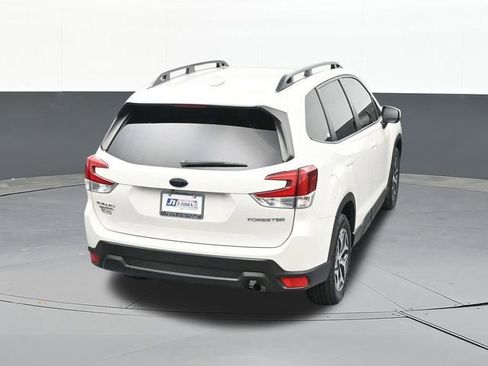 Used 2022 Subaru Forester Premium AWD/4WD image 65