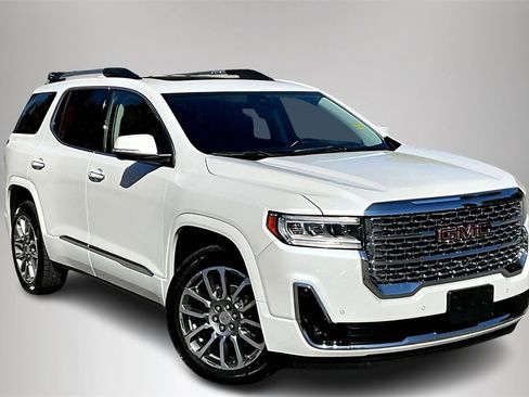 Used 2022 GMC Acadia Denali w/ Denali Technology Package image 1