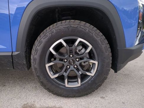 New 2026 Chevrolet Equinox ACTIV w/ Convenience Package III FWD image 10