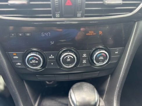 Used 2015 MAZDA MAZDA6 Touring w/ Touring Technology Package image 39