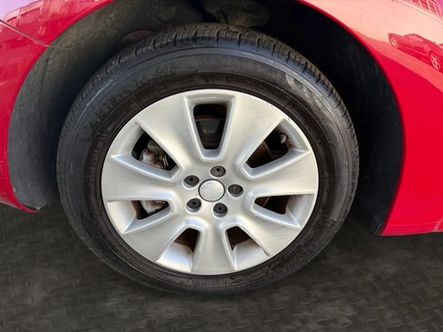 Used 2009 Volkswagen Beetle Coupe FWD image 29