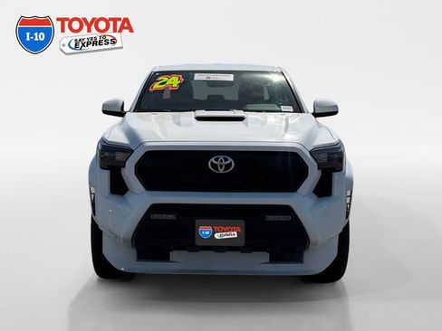 Certified 2024 Toyota Tacoma TRD Sport AWD/4WD image 8