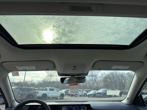 New 2026 Nissan Sentra SL image 29