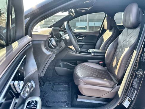 Used 2023 Mercedes-Benz EQE 500 4MATIC SUV w/ Pinnacle Trim Package image 2
