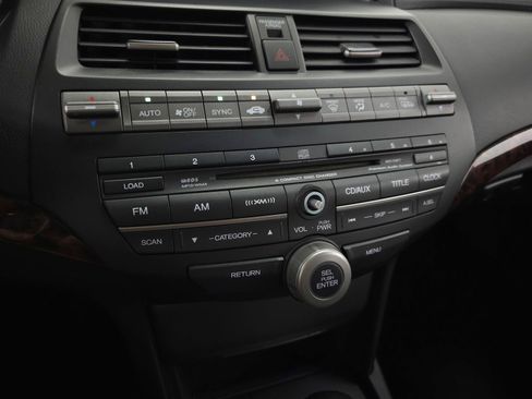 Used 2010 Honda Crosstour EX-L image 21