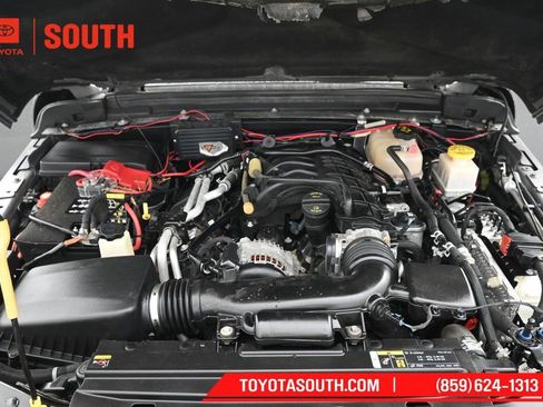 Used 2021 Jeep Gladiator Mojave w/ Dual Top Group AWD/4WD image 32