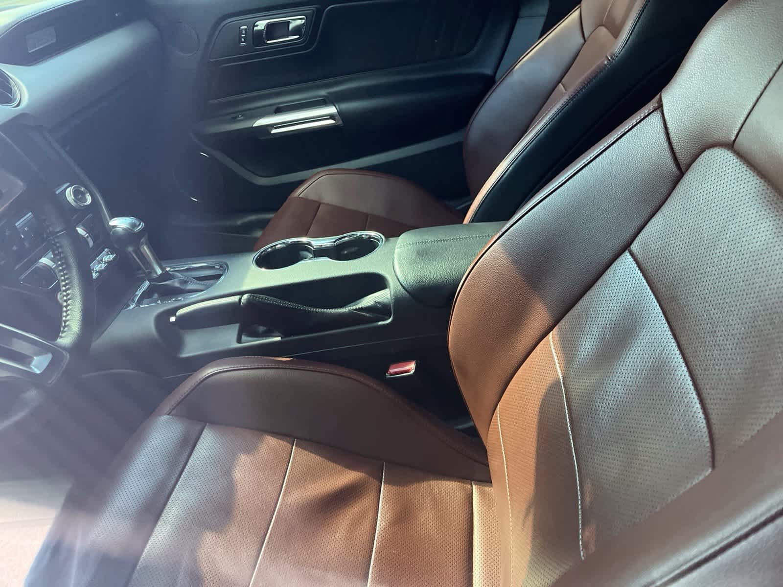 Used 2015 Ford Mustang Premium RWD image 27