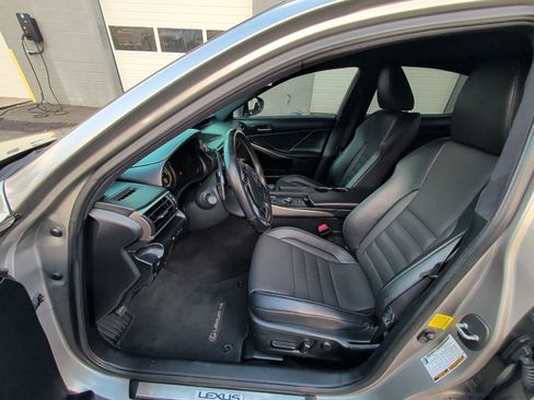 Used 2019 Lexus IS 300 AWD image 11
