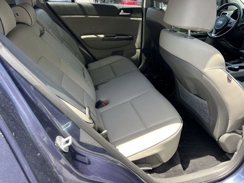 Used 2017 Kia Sportage EX FWD image 12