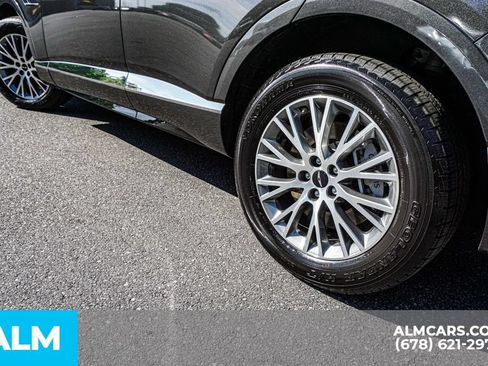 Used 2025 Genesis GV80 2.5T Standard AWD/4WD image 15