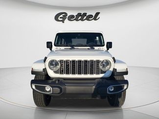 Used 2025 Jeep Wrangler Unlimited Sahara AWD/4WD video 2